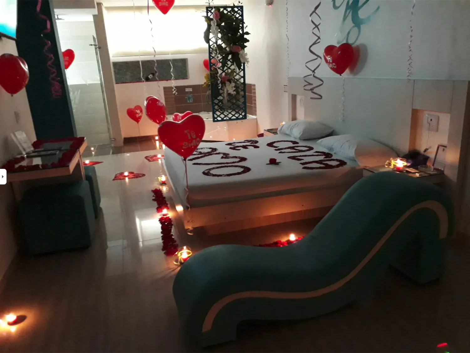 Ibiza Lounge Motel Medellin 2