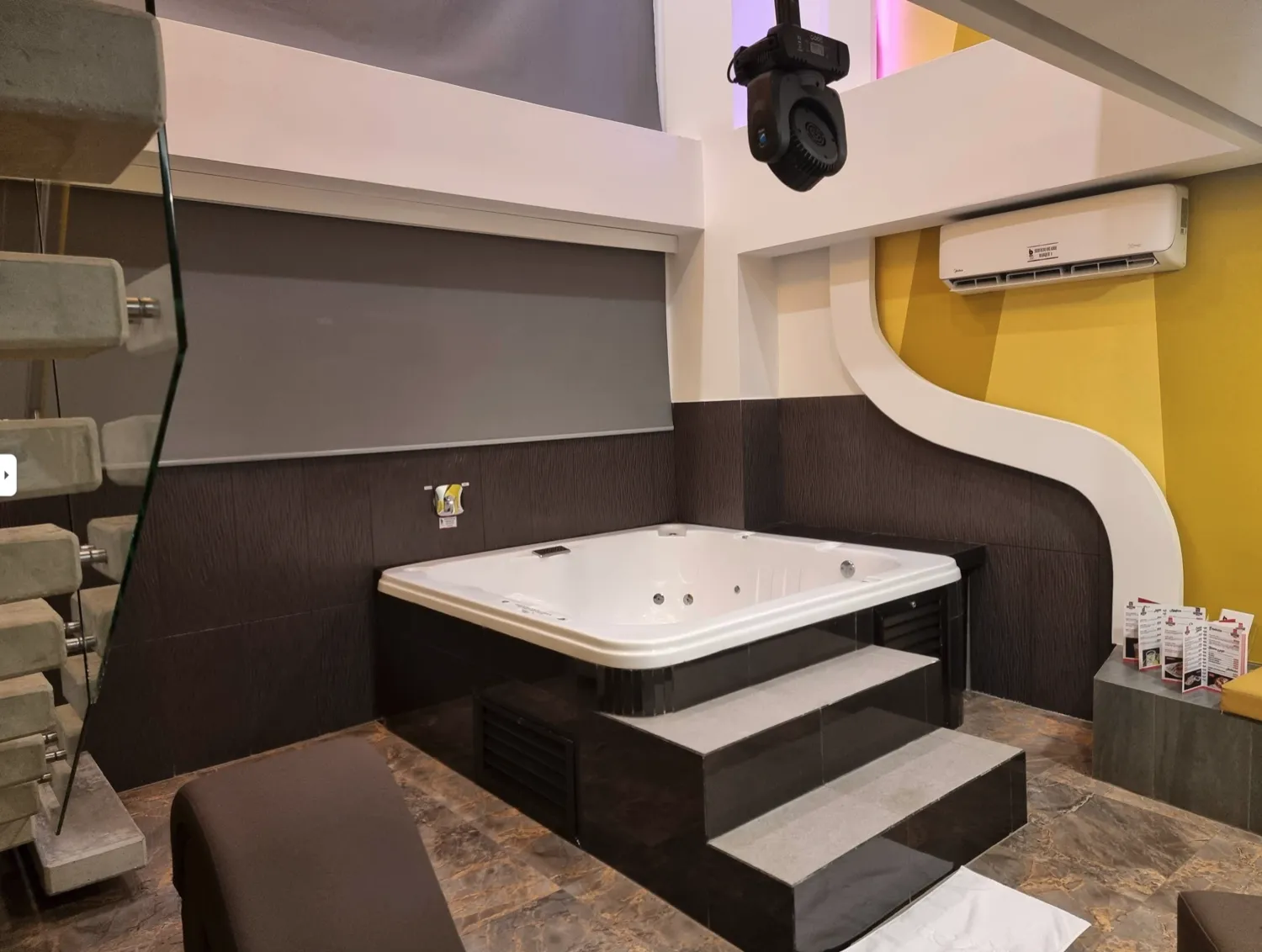 Ibiza West Motel Medellin 2