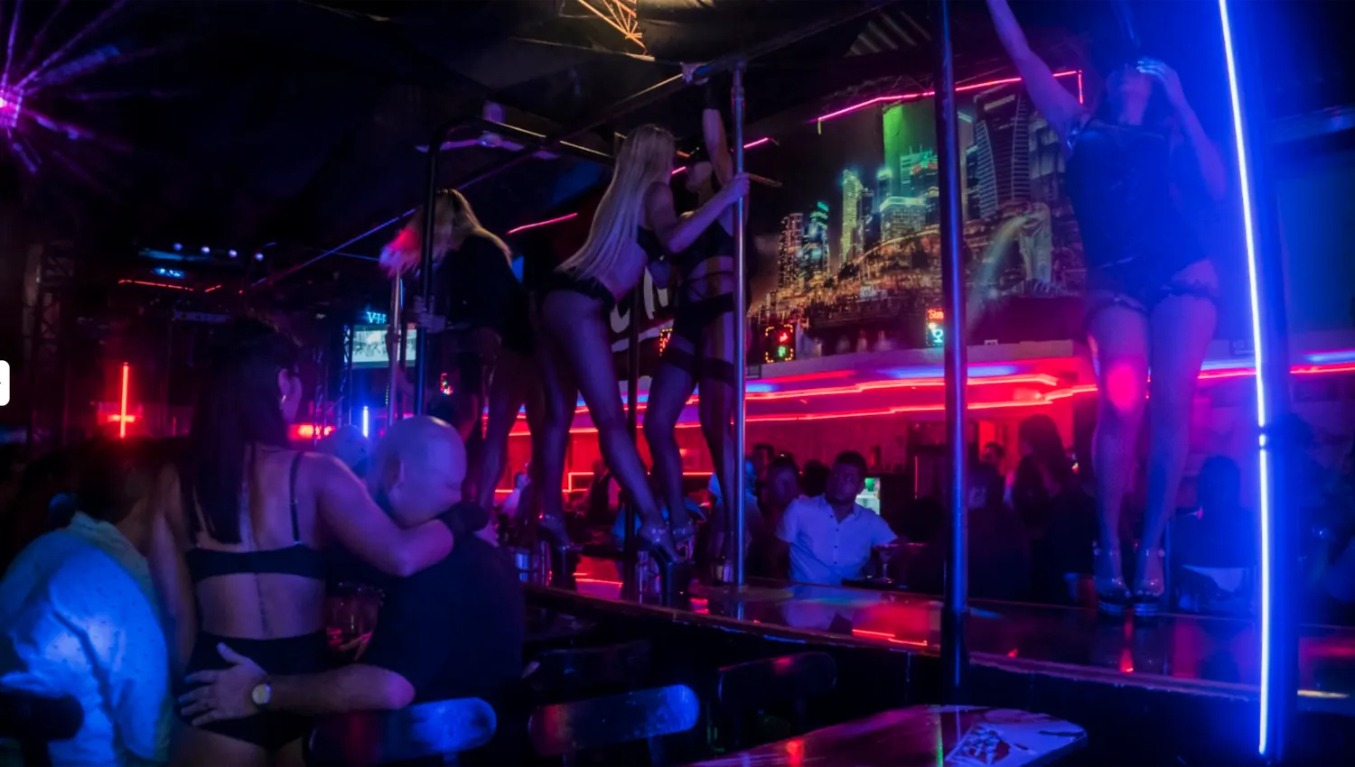 Fase 2 Striptease Medellin 6