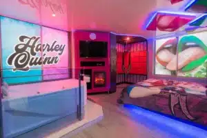 Habitación temática en Amarte Suite Chapinero