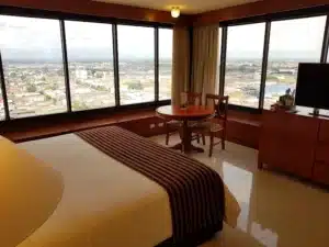 Habitación ejecutiva con vista panorámica en Torre de Cali Plaza Hotel