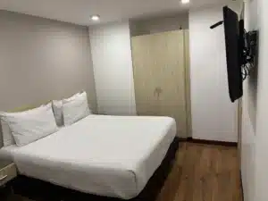 Baño con acabados de lujo